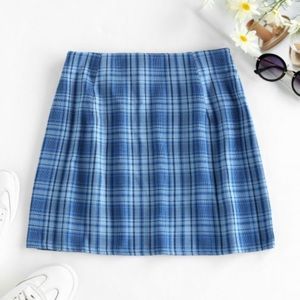 Plaid mini skirt